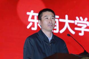 自李明和郑智后，张琳芃成为又一位出战4届亚洲杯的国足球员